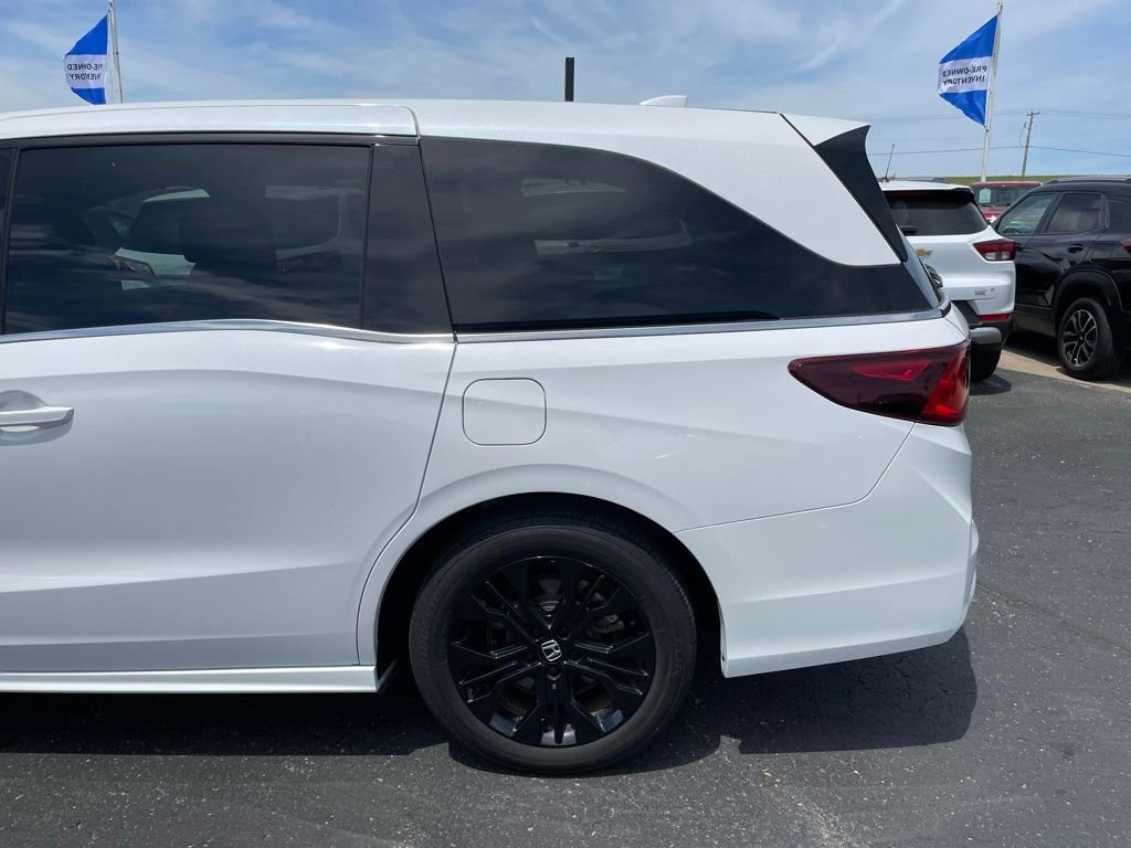 Used 2025 White Honda Sport-L image 40