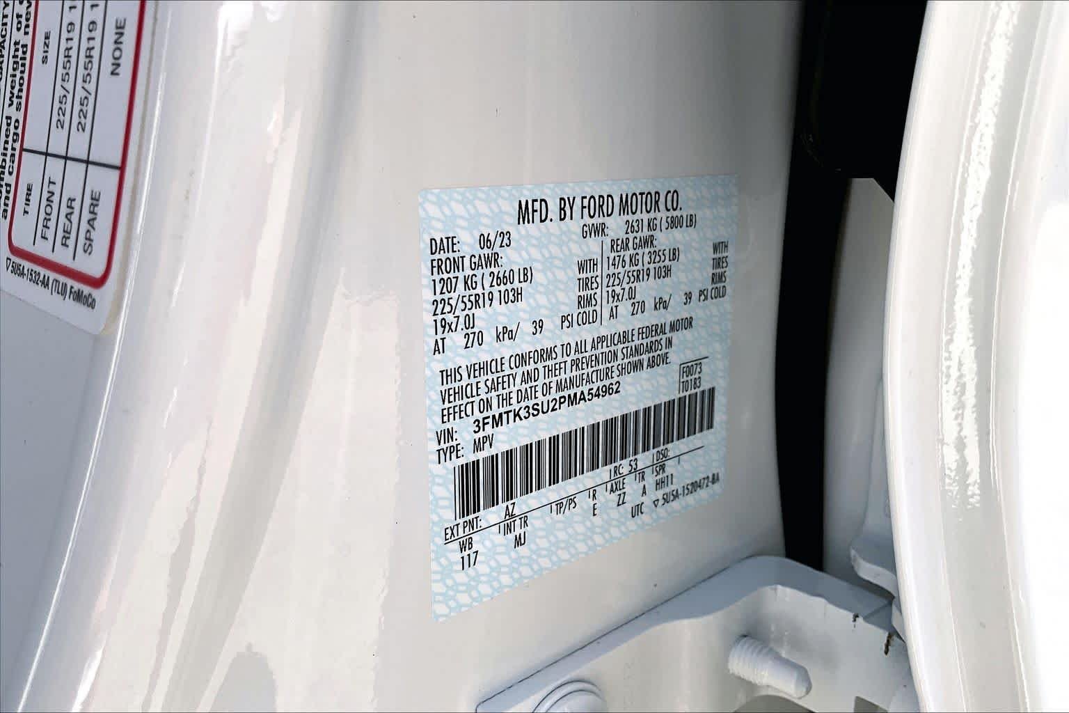 Used 2023 Star White Metallic Tri-Coat Ford Premium image 33
