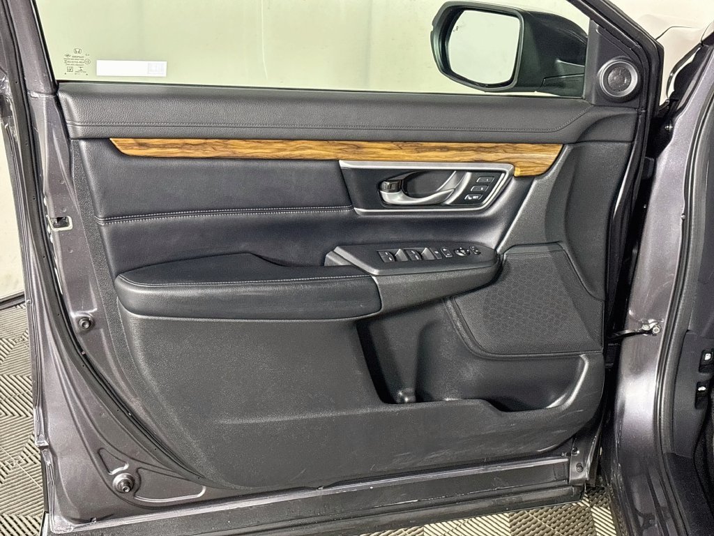 Used 2018 Gray Honda EX-L image 10