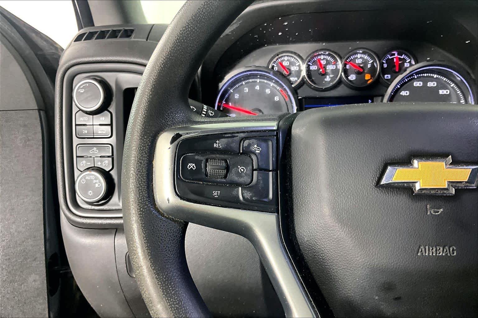 Used 2022 Satin Steel Metallic Chevrolet Custom image 21