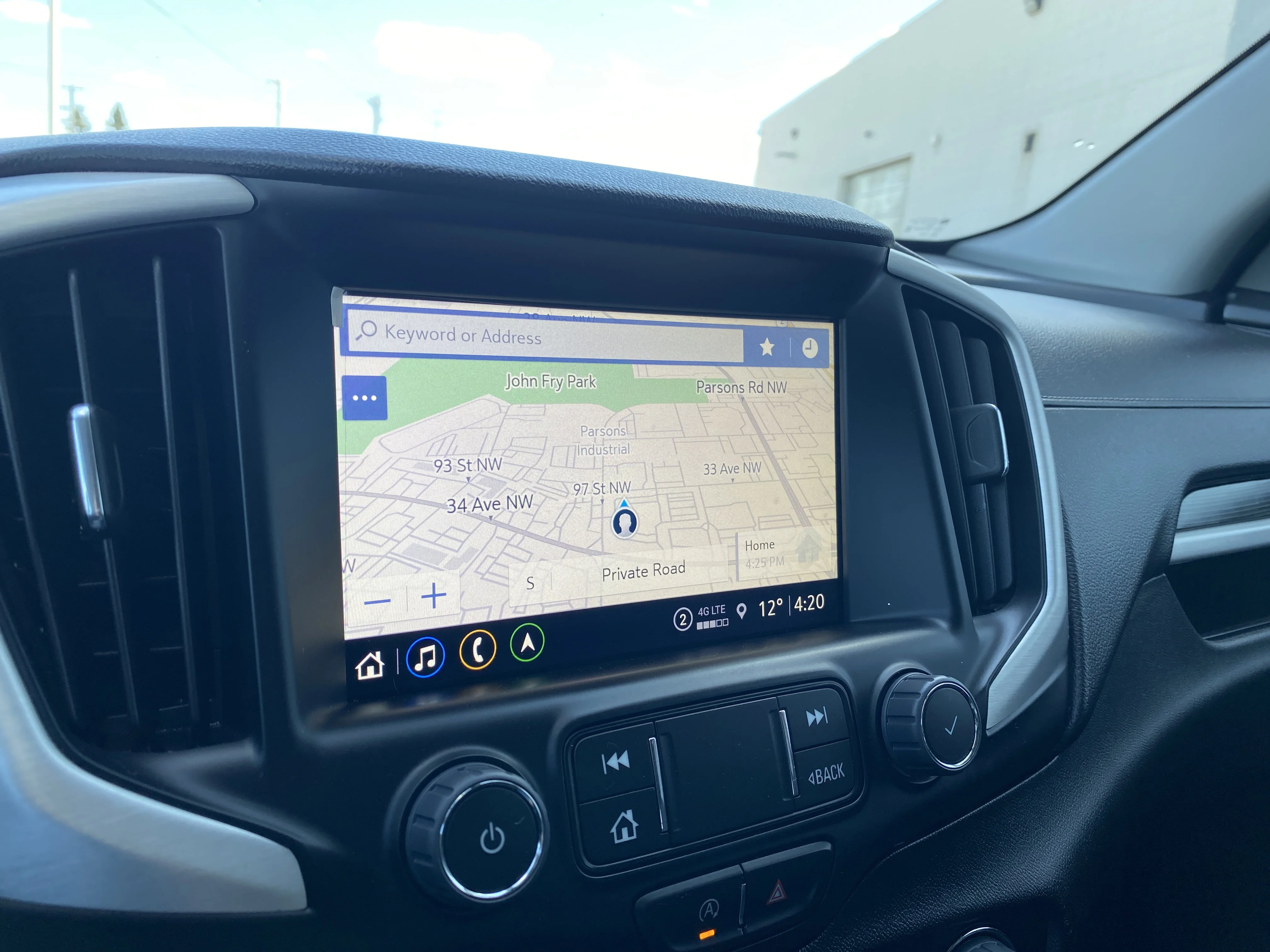 Used 2024 na GMC SLE AWD * PANORAMIC SUNROOF * NAVIGATION * BLACK EDITION * image 16