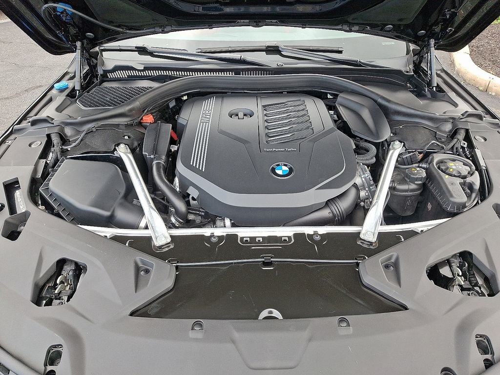2026 BMW 8 Series 840i - Photo 30