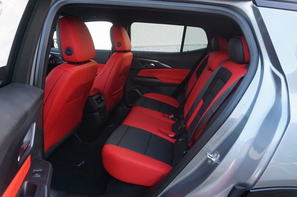 2026 Chevrolet Equinox EV RS - Photo 12