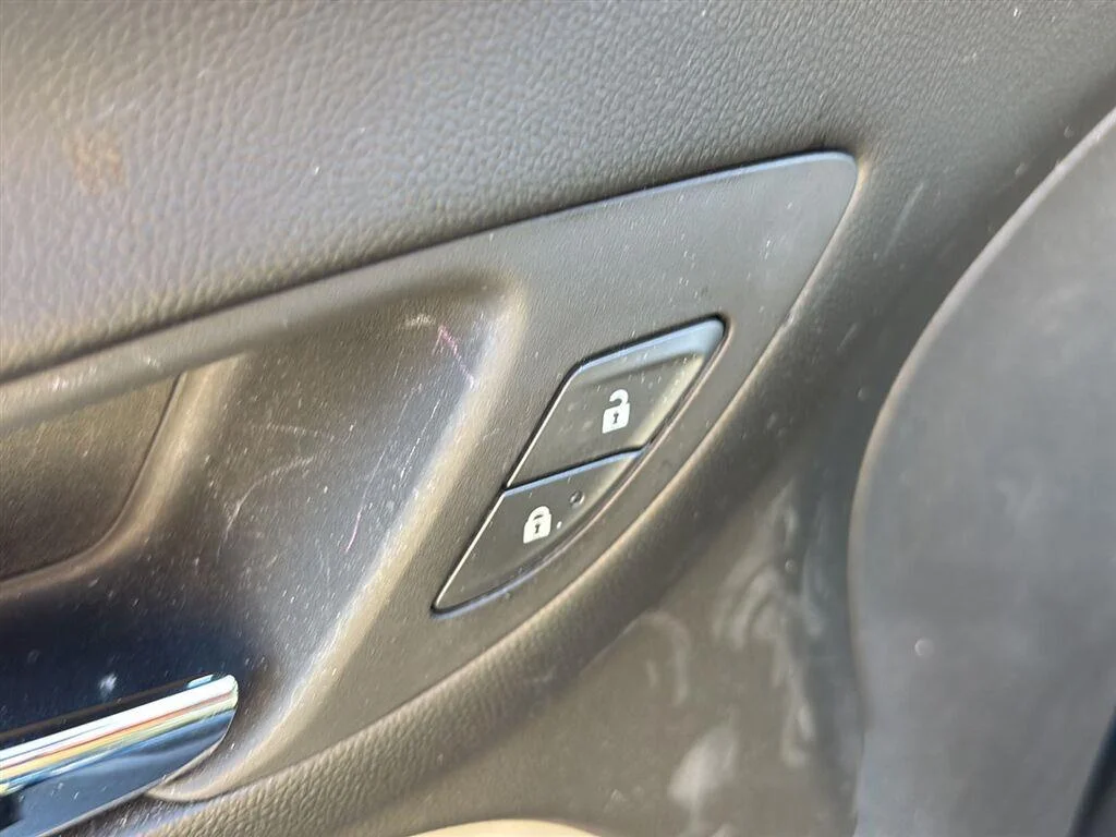 Used 2024 Bl Chevrolet  image 9
