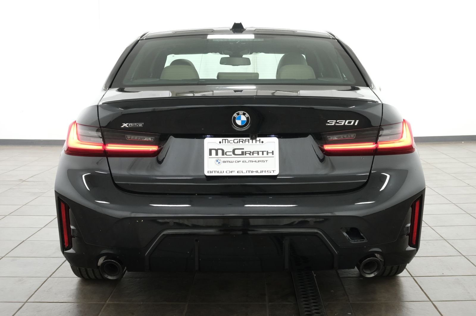 New 2026 Black Sapphire Metallic BMW 330i xDrive image 5