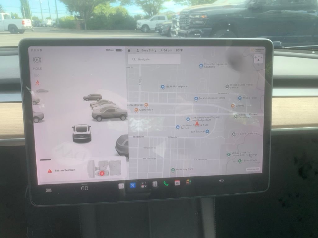 Used 2021 White Tesla Standard Range Plus image 16