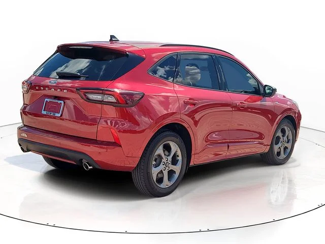 Used 2023 Red Ford ST-Line image 5