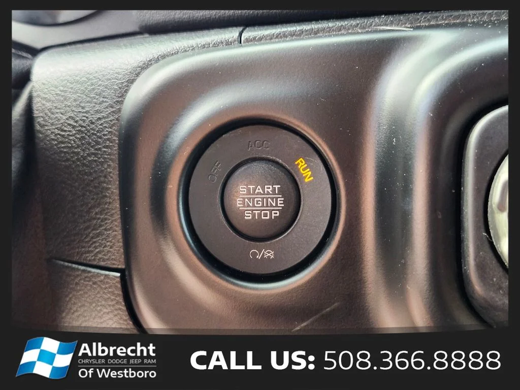 Used 2020 Orange Jeep Unlimited Sahara image 23