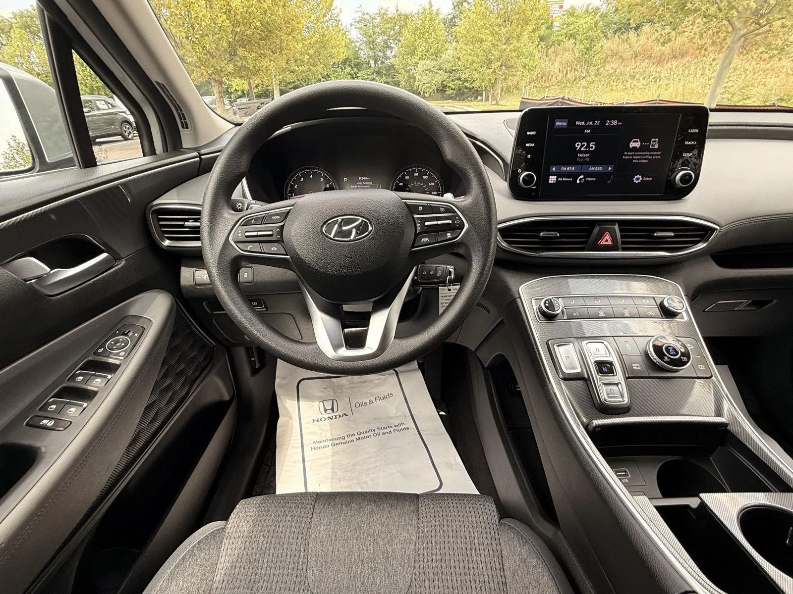 Used 2023 Shimmering Silver Hyundai SE image 21
