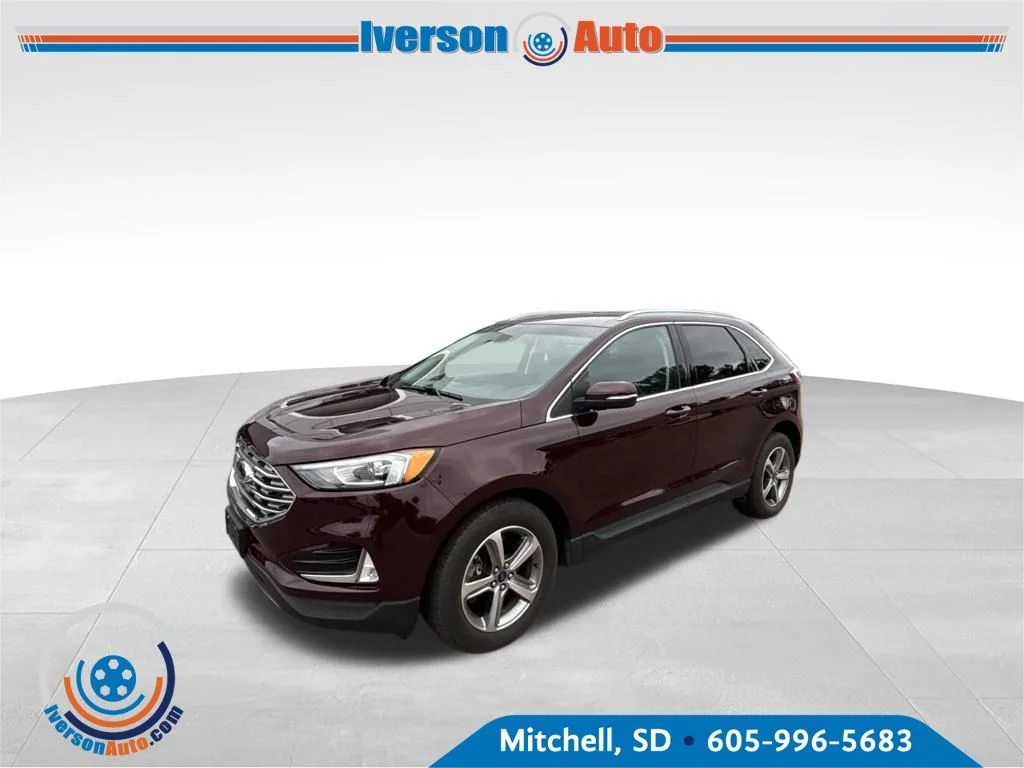 Used 2020 Red Ford SEL image 3