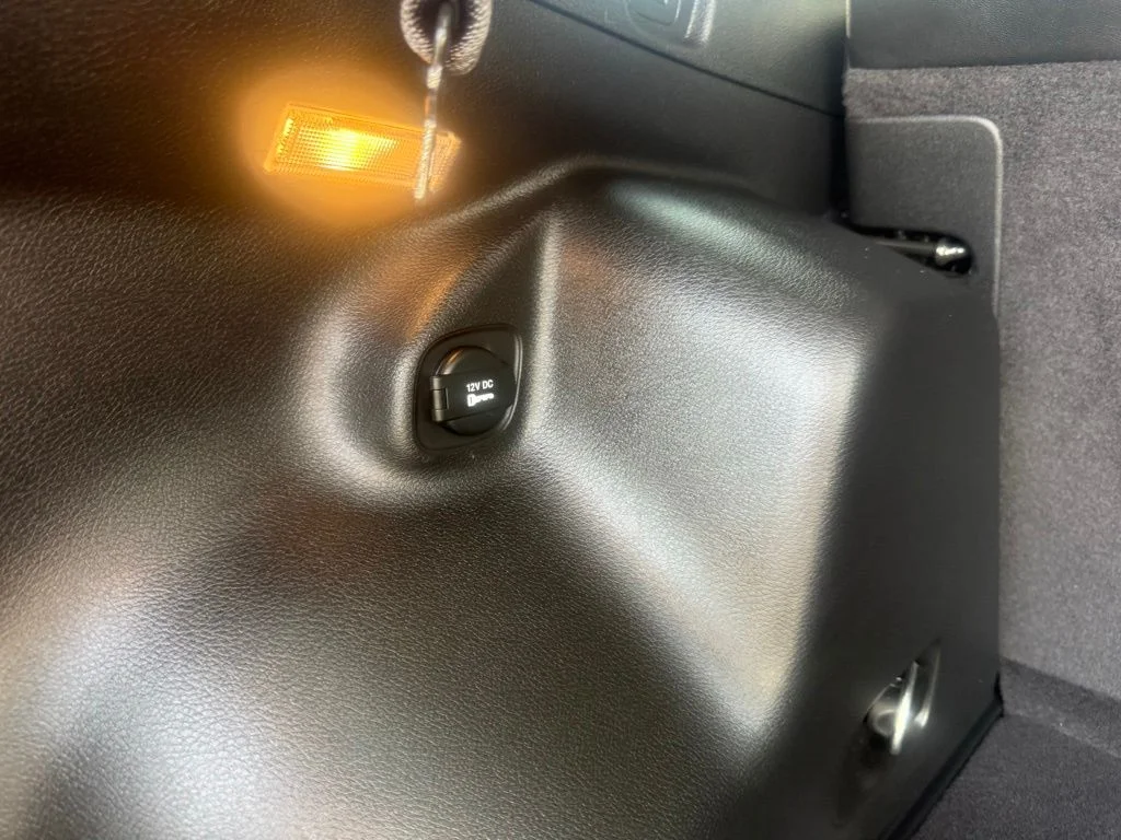 Used 2022 Gray Jeep Latitude Lux image 41
