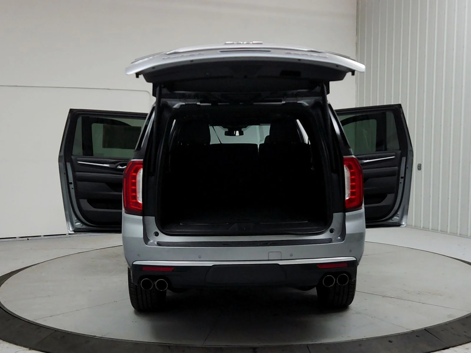 Used 2023 Sterling Metallic GMC Denali image 16