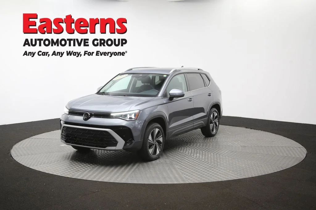 Used 2025 Gray Volkswagen 1.5T SE image 53