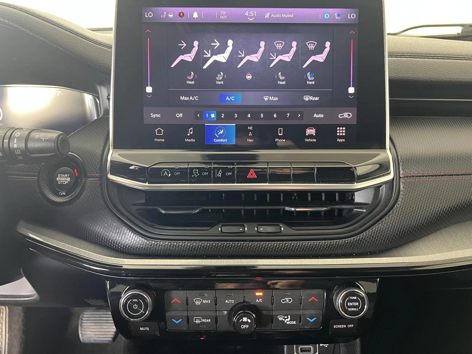 Used 2022  Jeep Trailhawk image 18