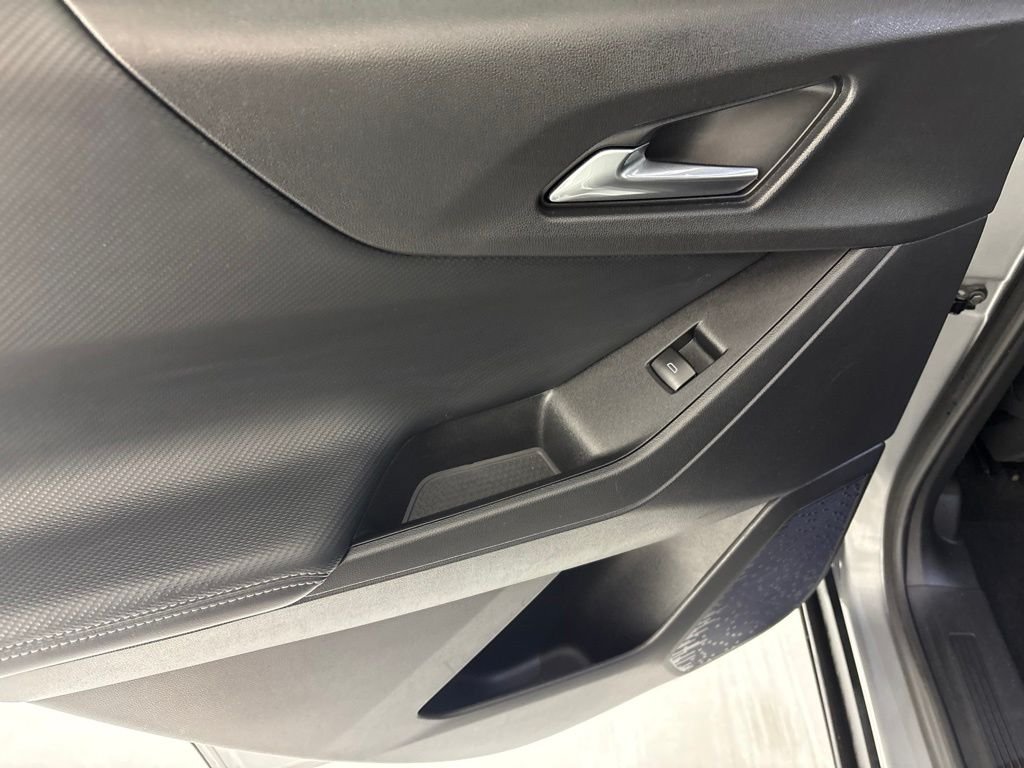 Used 2025 Gray Chevrolet LT image 21