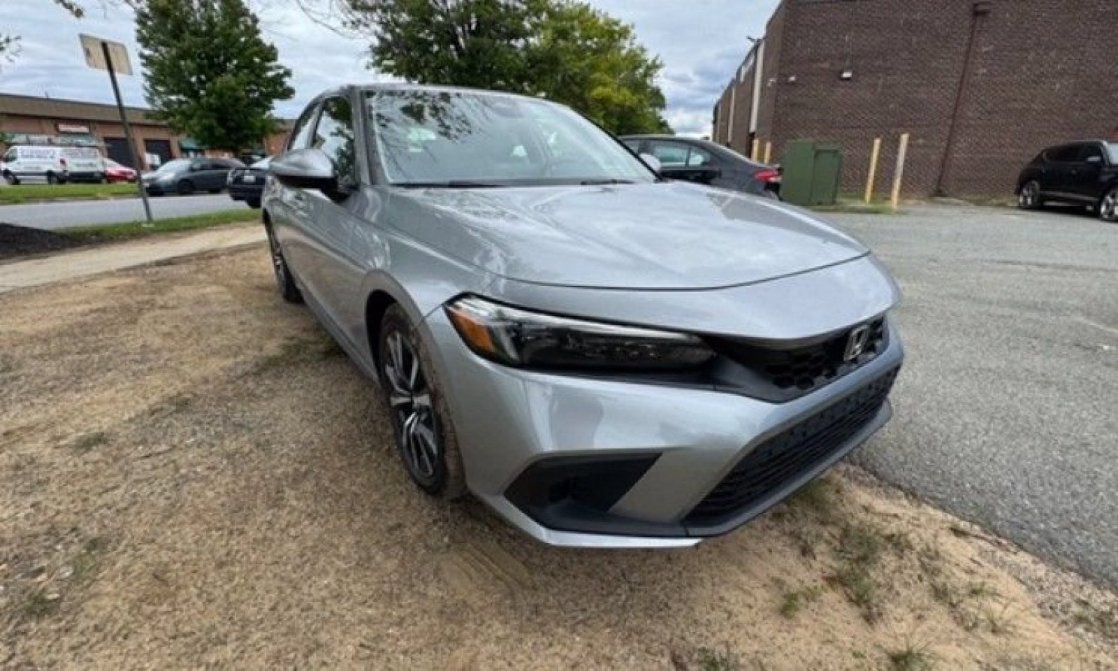 2024 Honda Civic Hatchback EX-L - Photo 22
