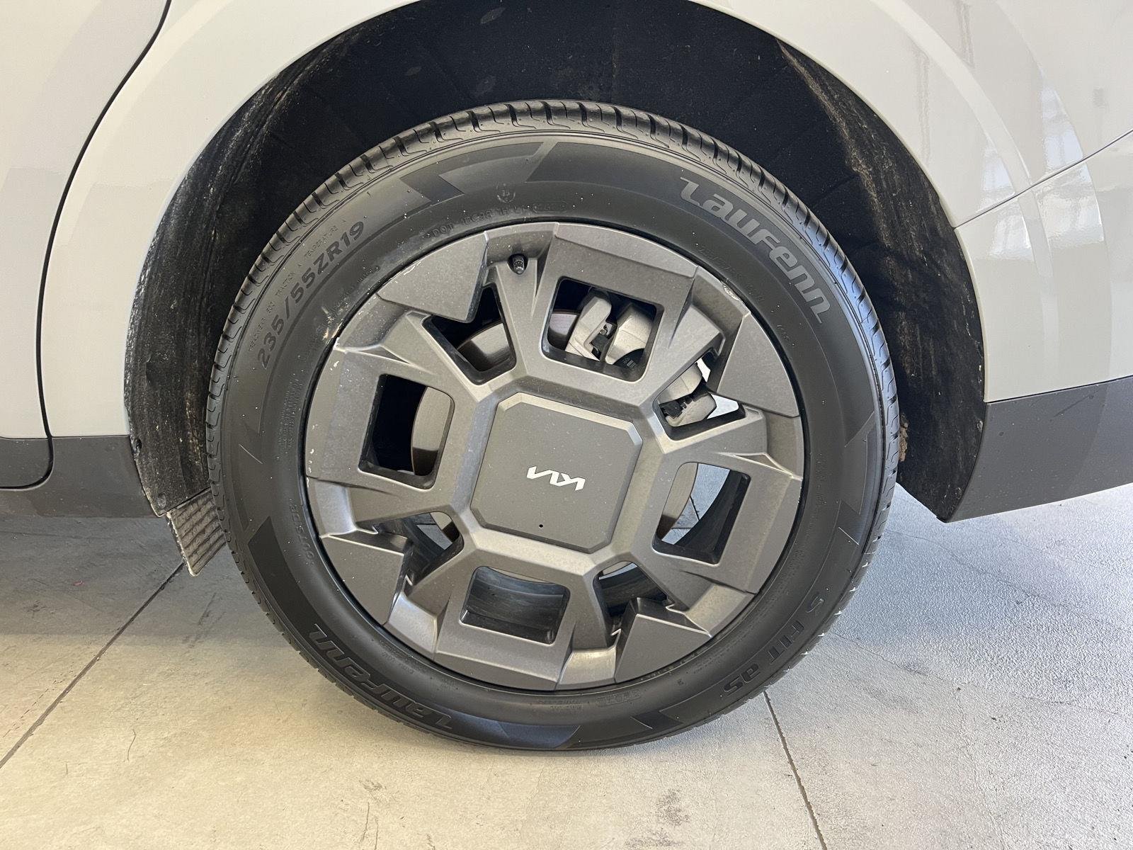 Used 2026 Ceramic Silver Kia EX image 10