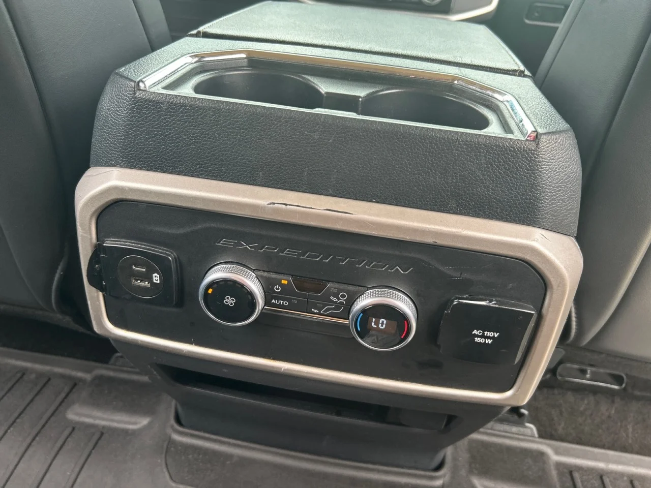Used 2022 White Ford XLT image 23