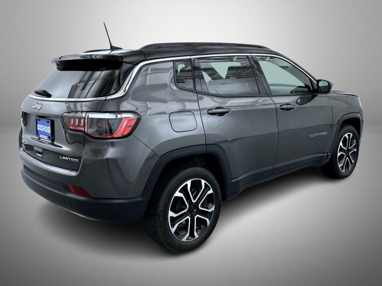Used 2023 Gray Jeep Limited image 5