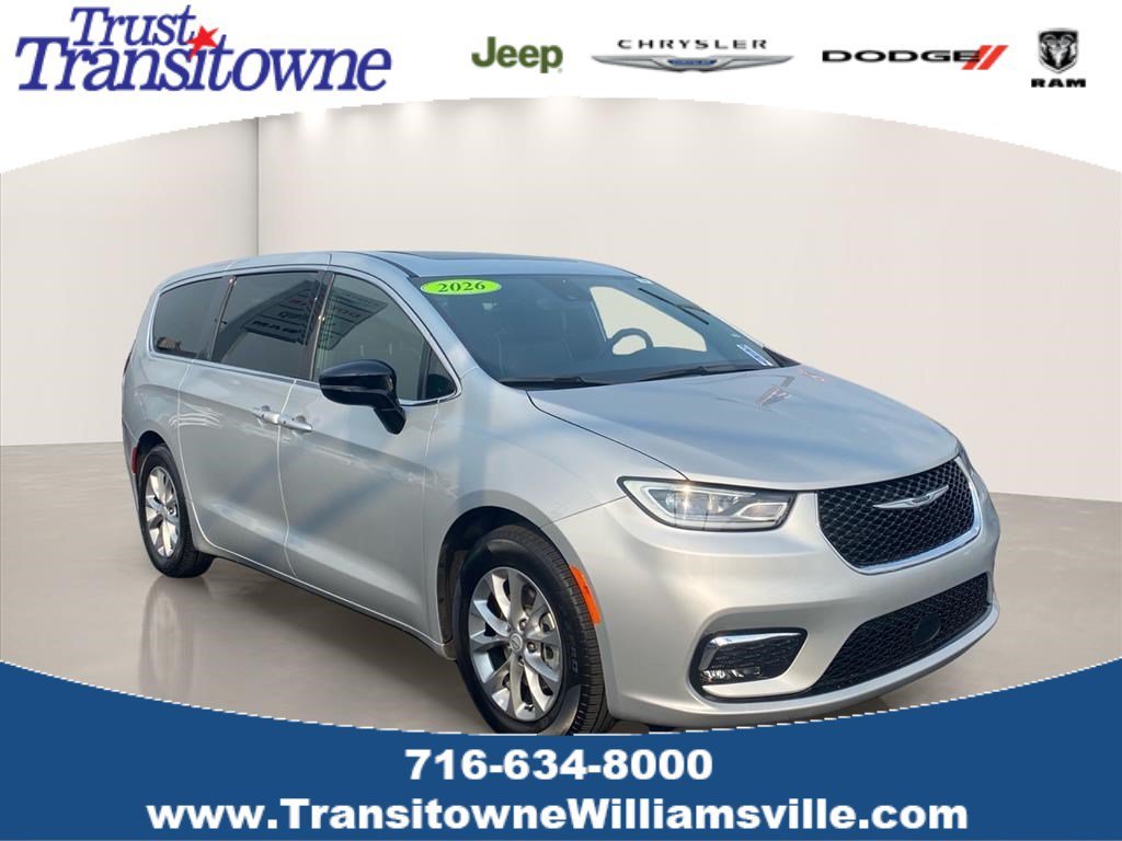 Used 2026 Silver Mist Clearcoat Chrysler Limited image 1