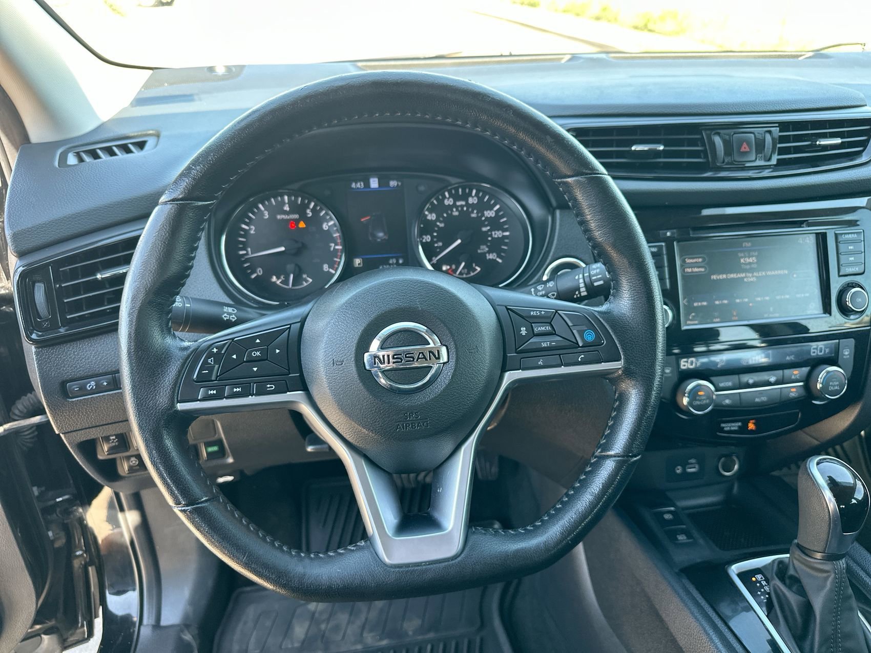 Used 2022 Magnetic Black Pearl Nissan SL image 14