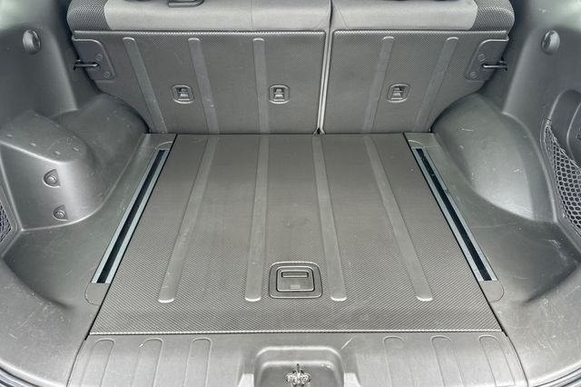 Used 2007 Silver Nissan S image 17