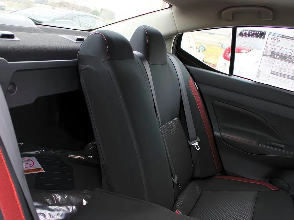 2025 Nissan Versa Sedan SR - Photo 25