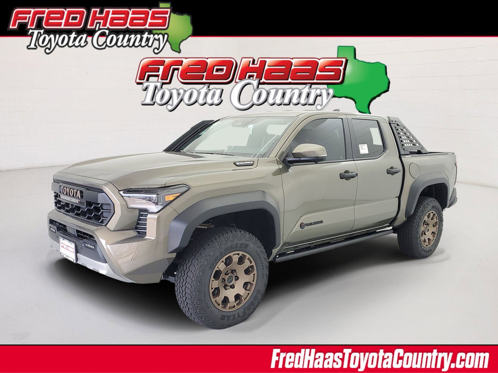 2026 Toyota Tacoma i-FORCE MAX Tacoma Trailhunter