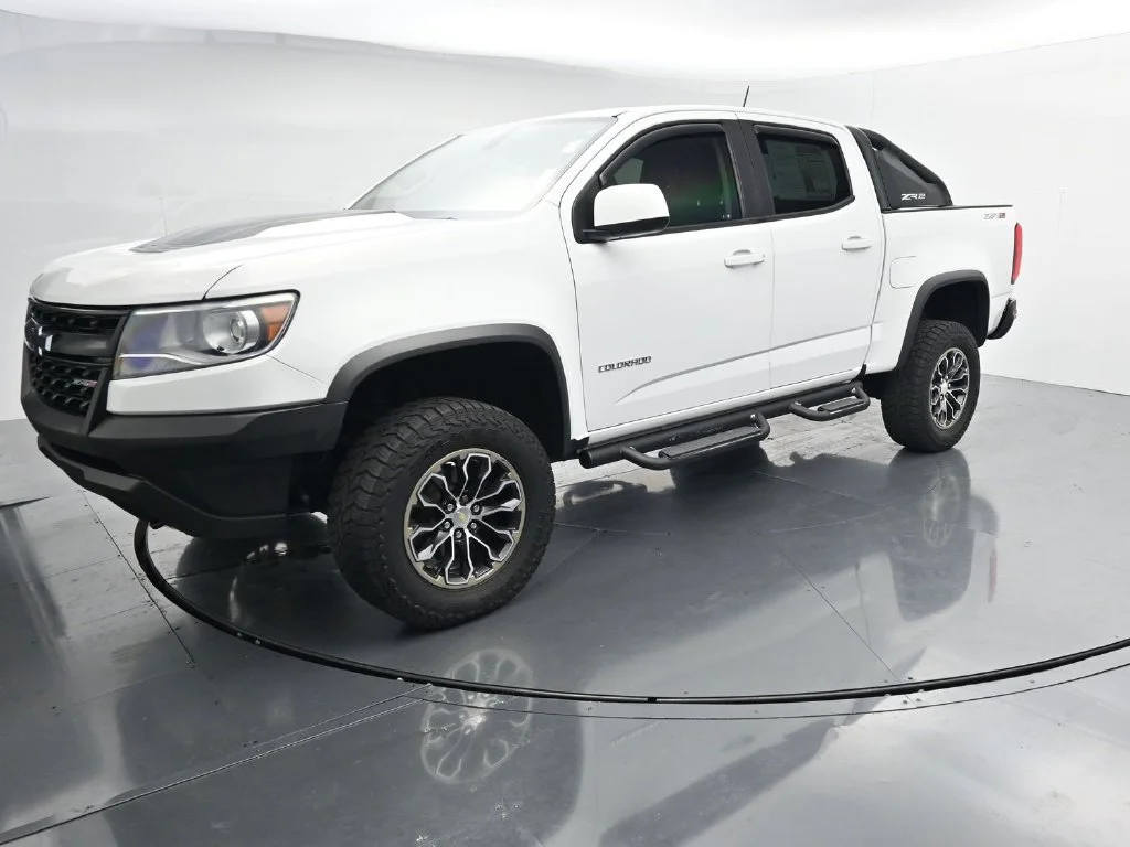 Used 2019 White Chevrolet ZR2 image 3