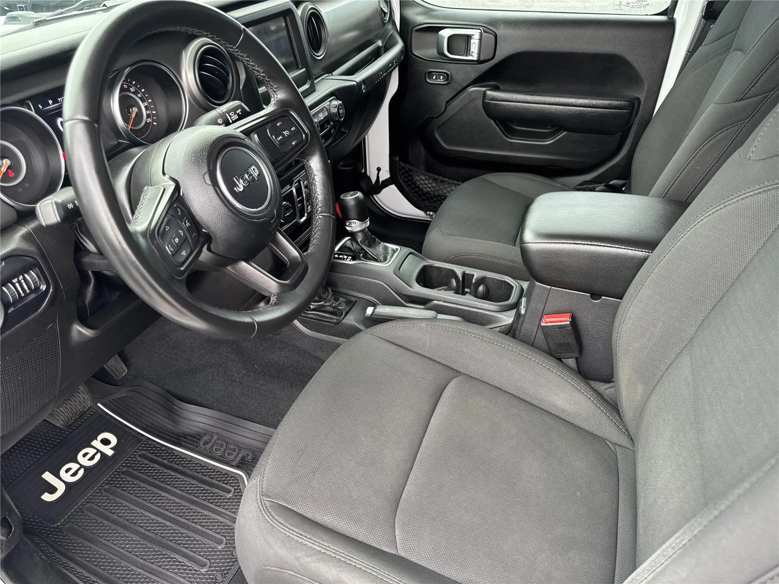 Used 2022 Bright White Clearcoat Jeep Unlimited Sport S image 11