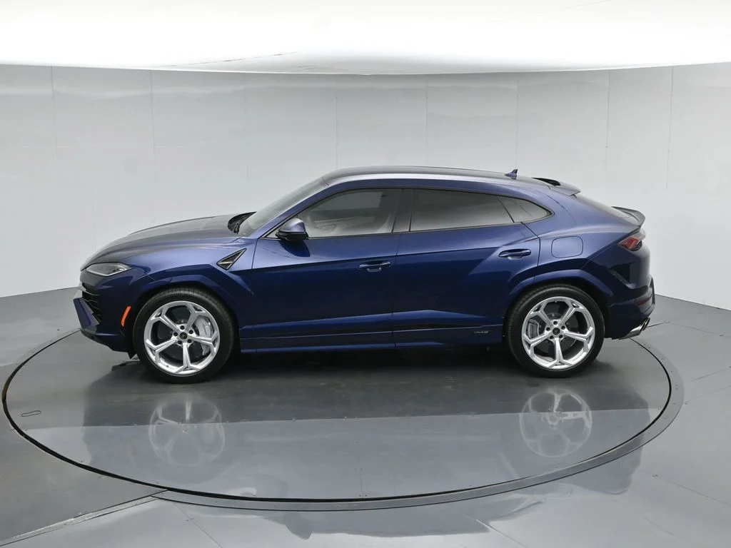 Used 2026 Blue Lamborghini SE image 45