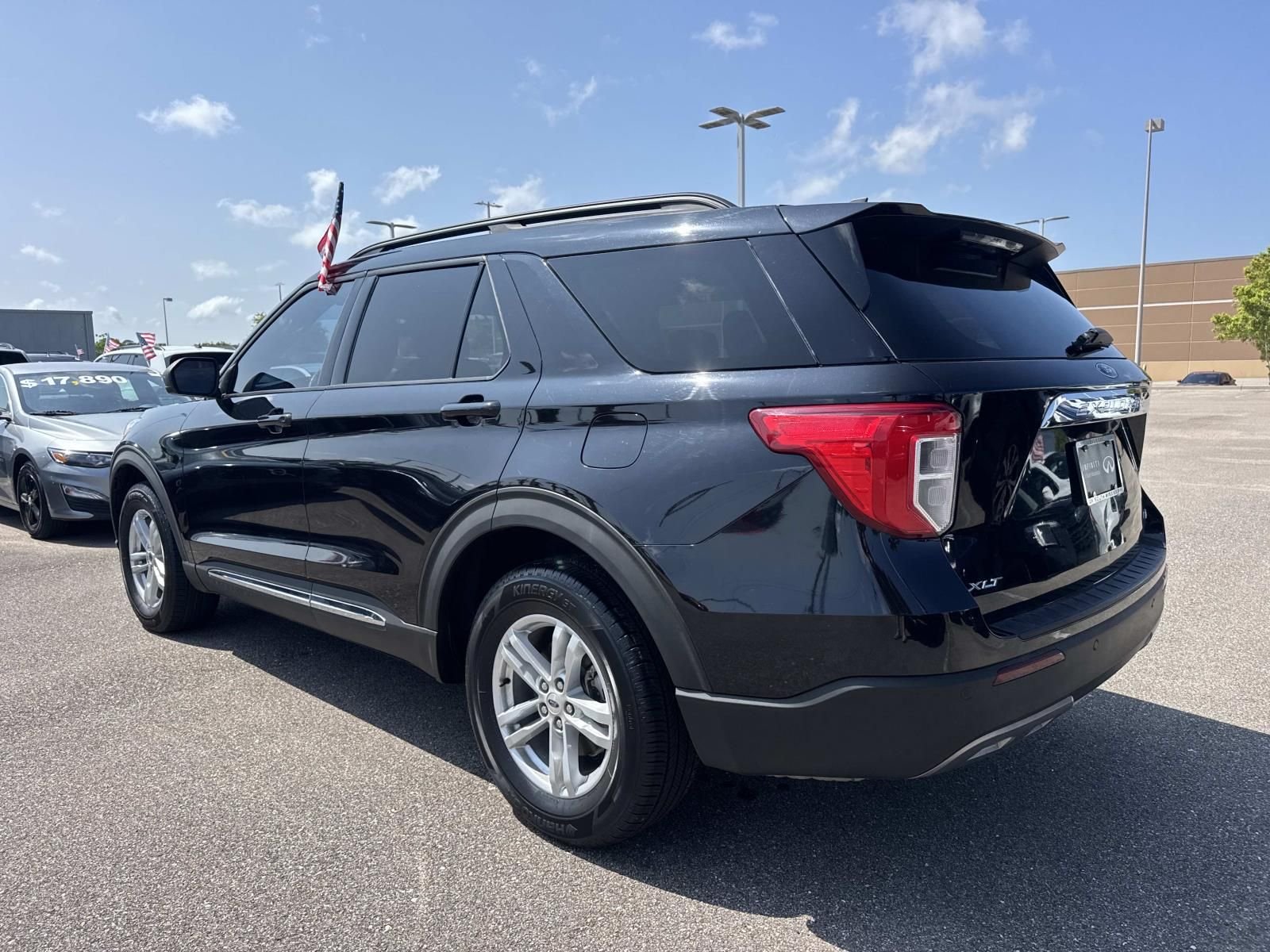 Used 2022 Black Ford XLT image 7