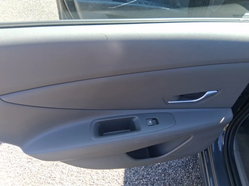 Used 2024 Gray Hyundai SEL image 16