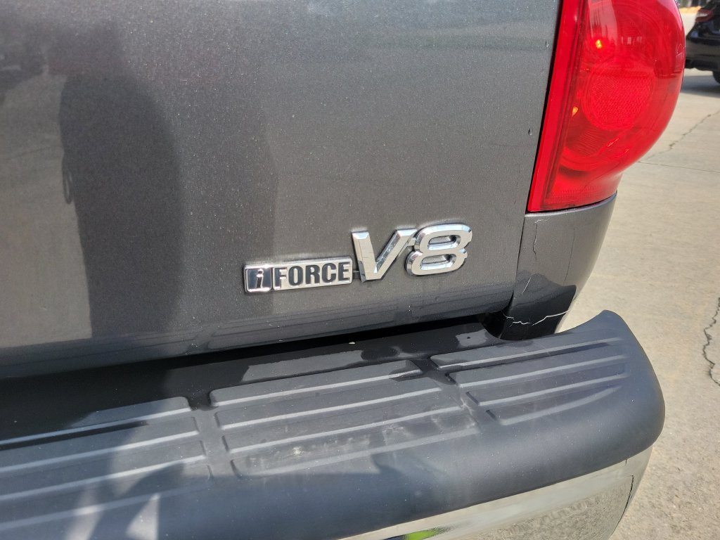 Used 2005 Gray Toyota Base image 7