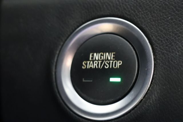 Used 2023 White GMC SLE image 16