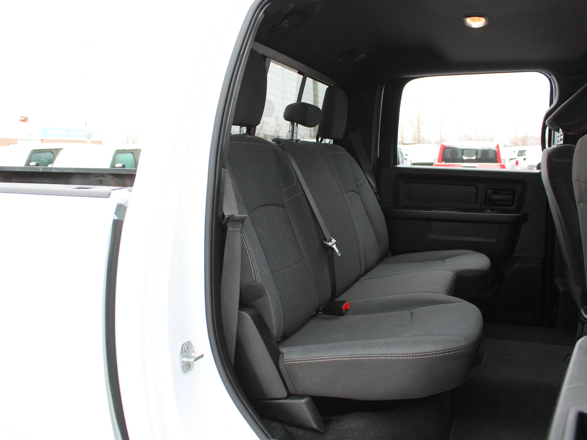 Certified Used 2022 White RAM Tradesman * No Accidents | Cummins | Apple CarPlay | Trailer Brake Control  | Back-Up Camera image 17