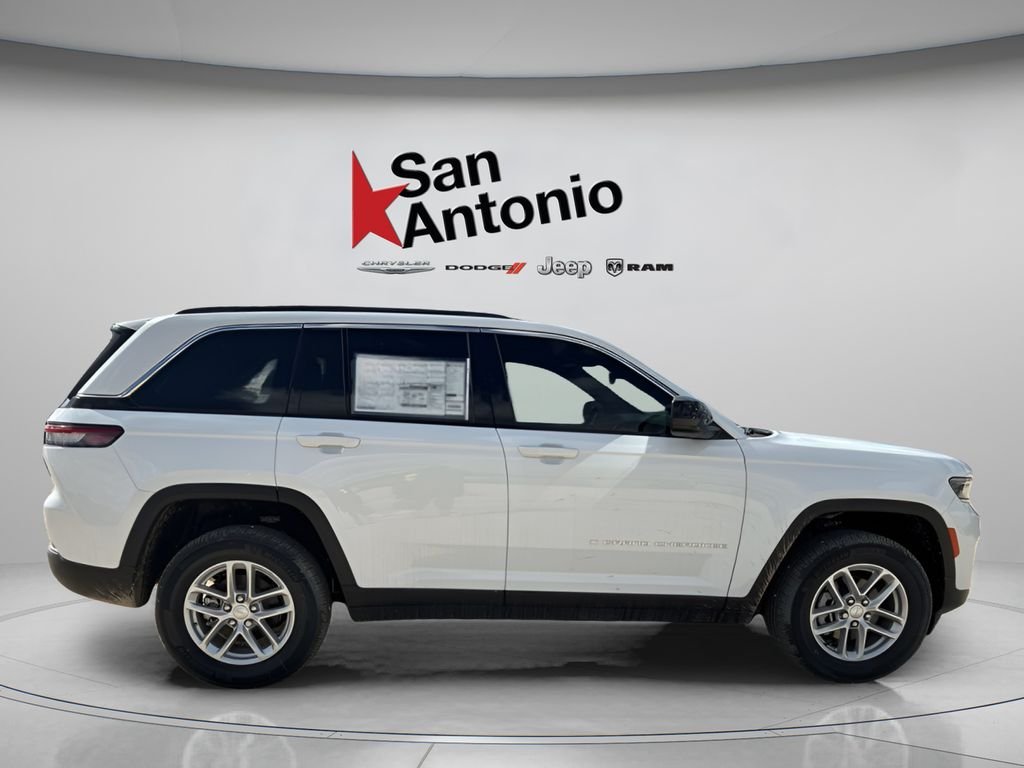 New 2025 White Jeep Laredo X image 16