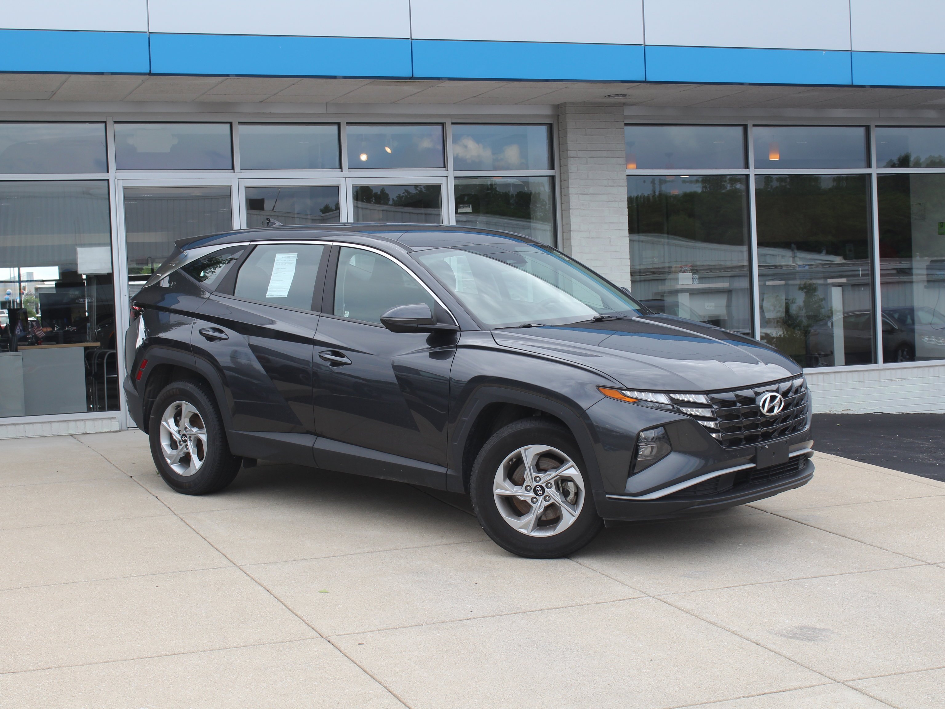 Used 2022 Hyundai Tucson SE with VIN 5NMJACAE5NH093344 for sale in Valparaiso, IN