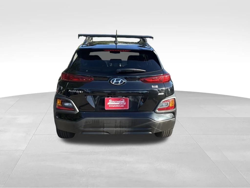 Used 2021 Black Hyundai SEL image 5