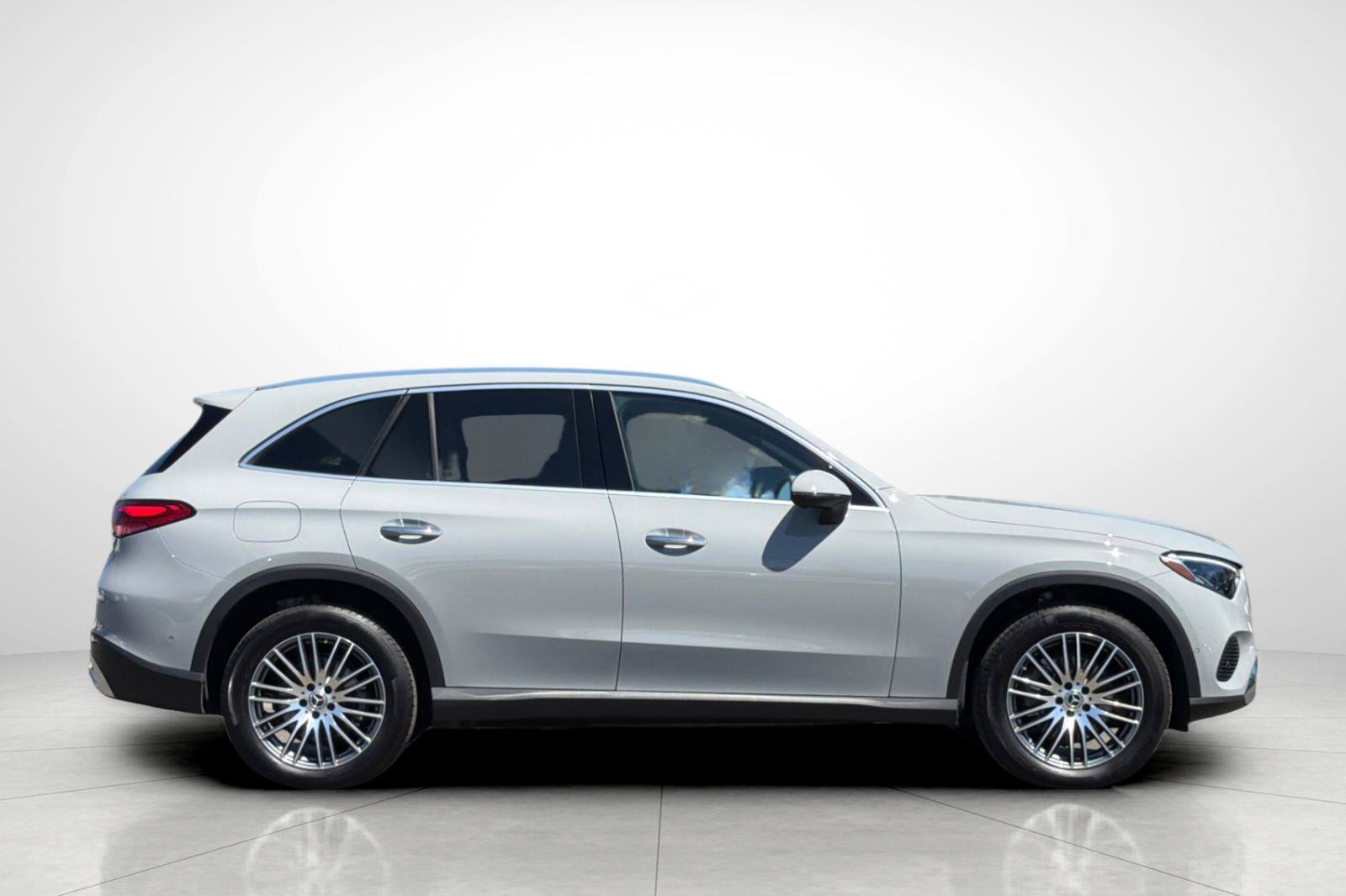 Certified Used 2026 Gray Mercedes-Benz GLC 300 image 25