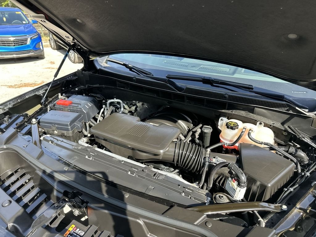 Certified Used 2025 Onyx Black GMC Denali image 29