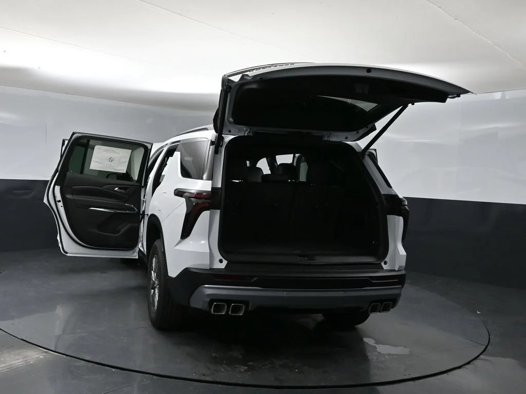 New 2026 Summit White Chevrolet LT image 55