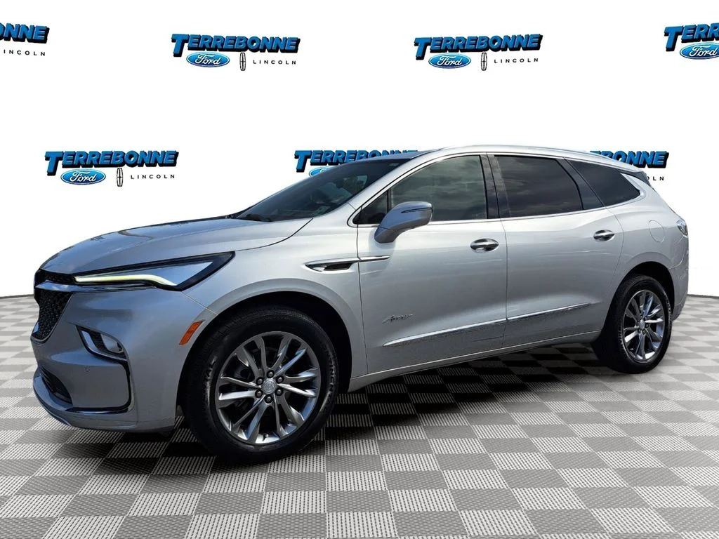 2022 Buick Enclave Avenir