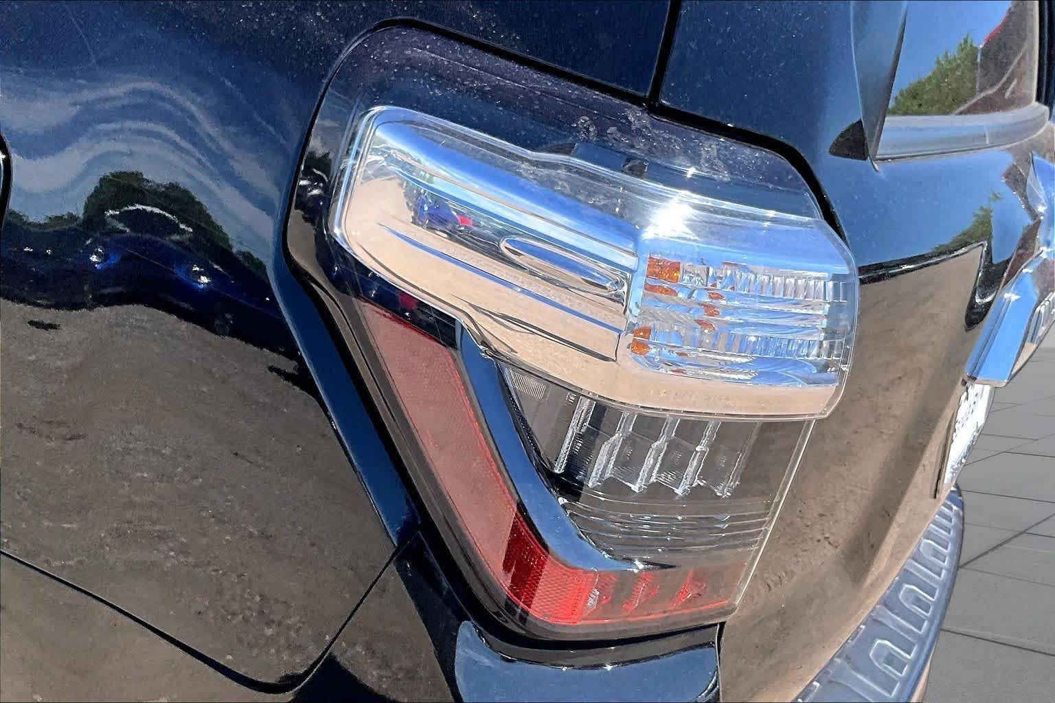 Used 2018 Midnight Black Metallic Toyota Limited image 24