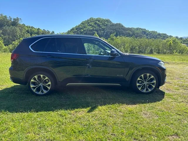 Used 2018 Blue BMW xDrive35i image 9