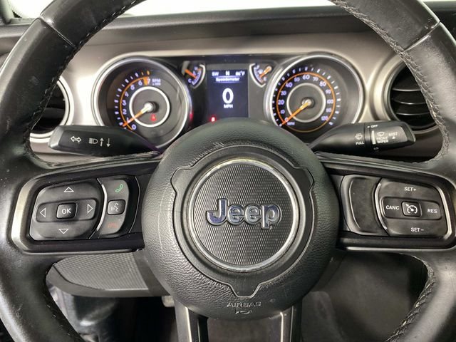 Used 2018 Gray Jeep Sport S image 16