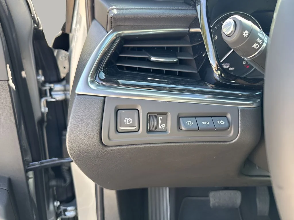 New 2026 Silver Cadillac Premium Luxury image 31