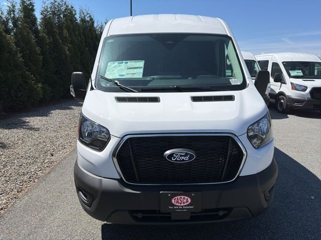 New 2026 Oxford White Ford Cargo Van image 3