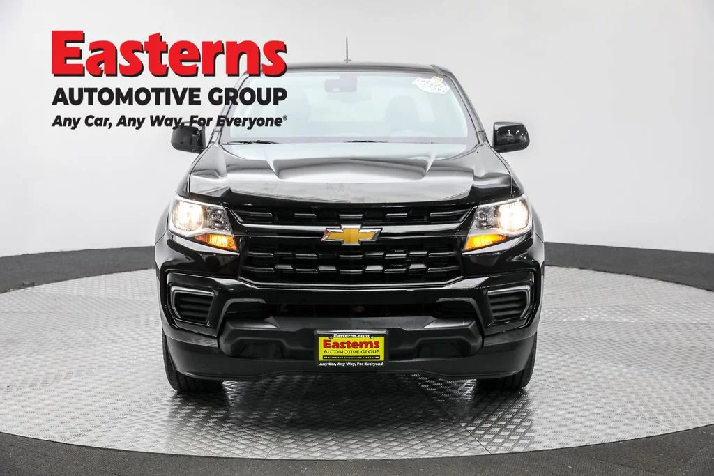 Used 2022 Black Chevrolet LT image 2