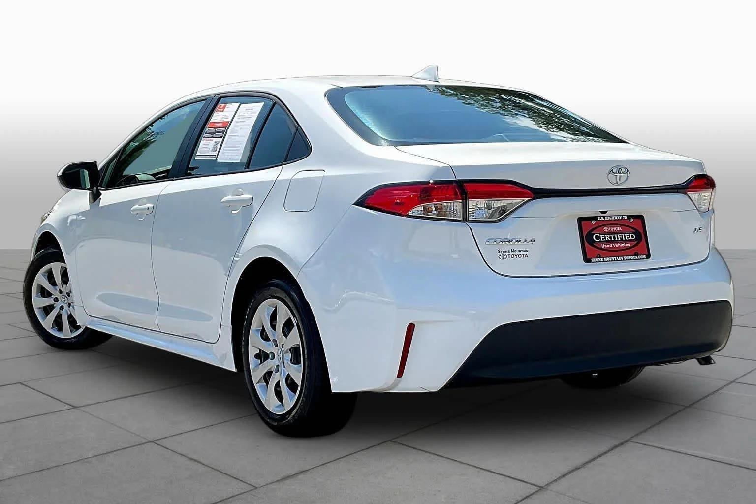 Used 2026 Ice Cap Toyota LE image 12